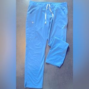 Figs Kade Cargo scrub pants- Tall XL